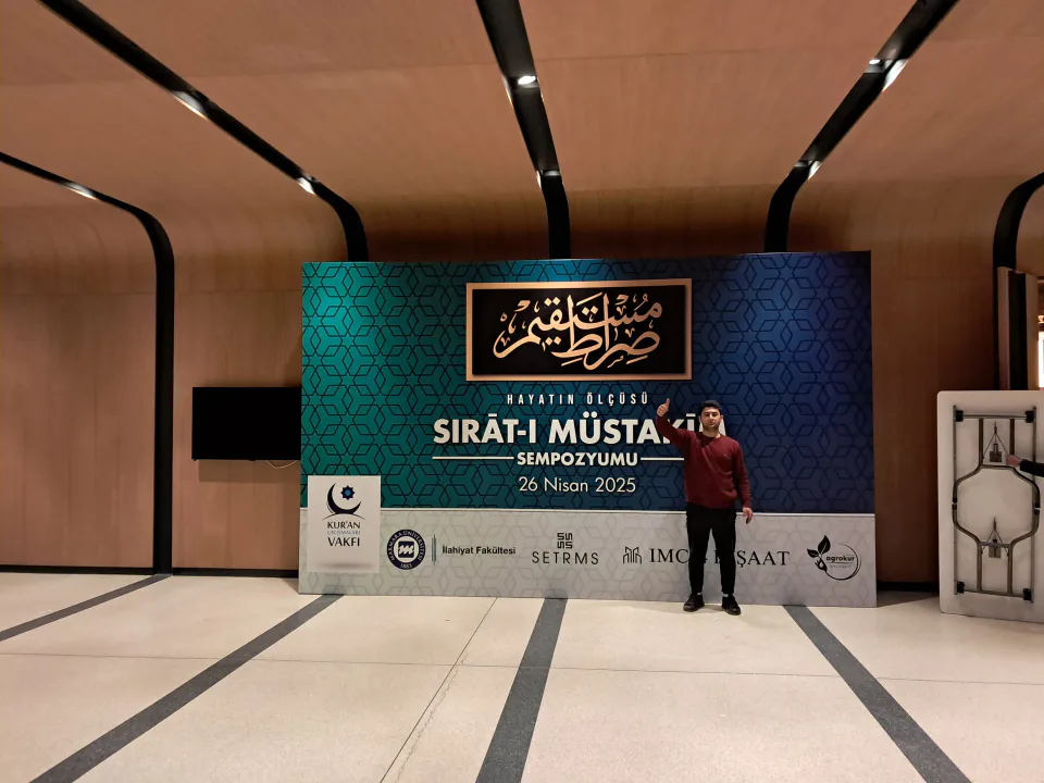Kurumsal etkinlik backdrop gerçek saha uygulaması